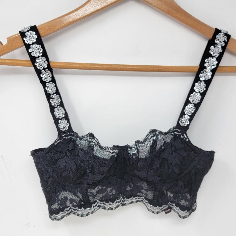 Victoria's Secret 30A Push Up‎ Without Padding Bra Black / Silver Embellished